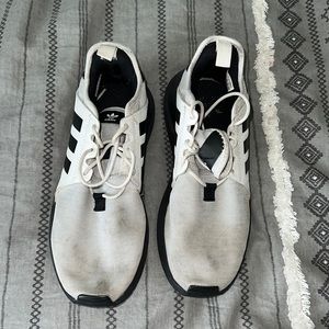 Adidas Tennis Shoes